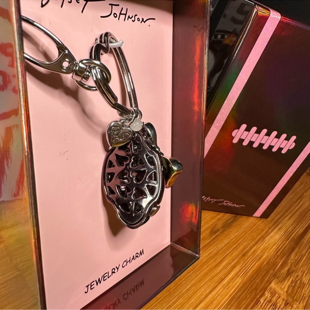 NIB Betsey Johnson Football & Bow Bag Charm - Picture 8 of 12